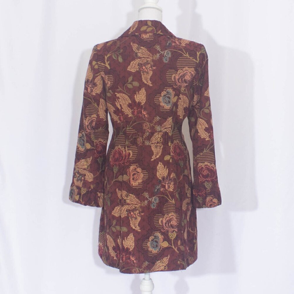 CAbI Vintage 749 Guinevere Jacobean Tapestry Long Coat Size 8 - Picture 4 of 8